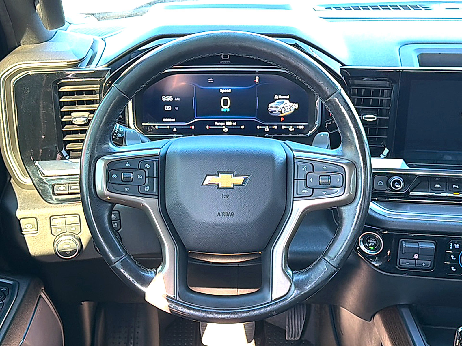 Used 2023 Chevrolet Silverado 1500 High Country w/ High Country Premium Package AWD/4WD image 23