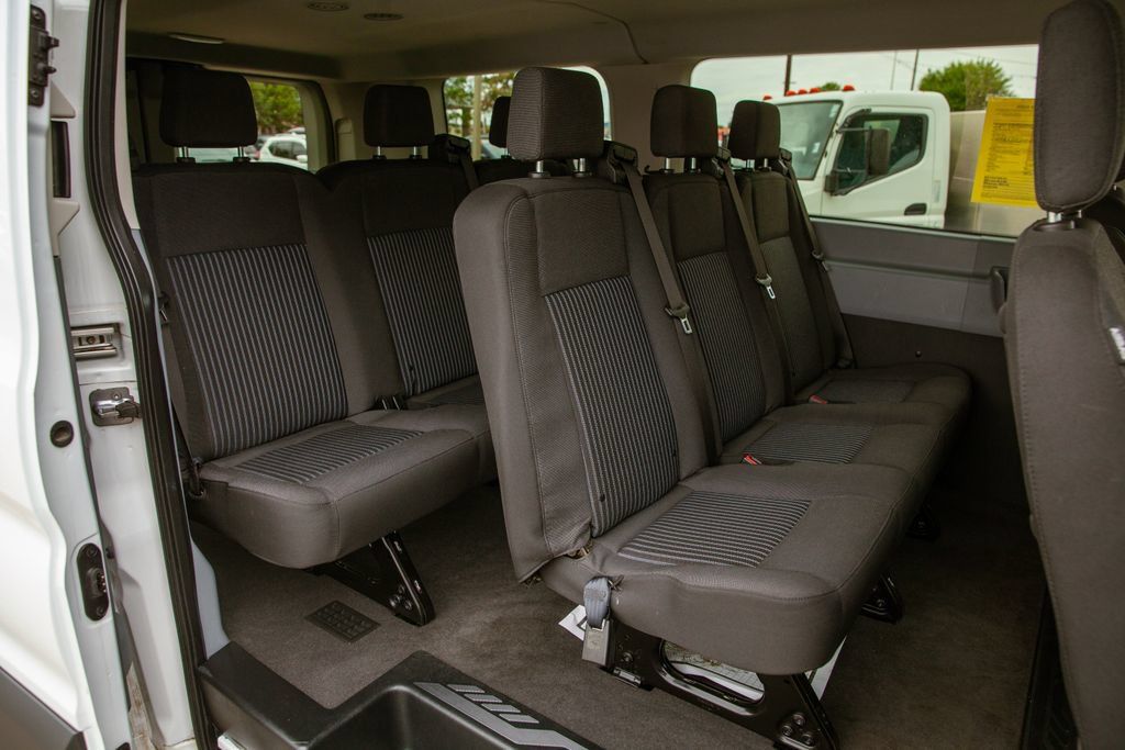 Used 2018 Ford Transit 150 XL RWD image 12