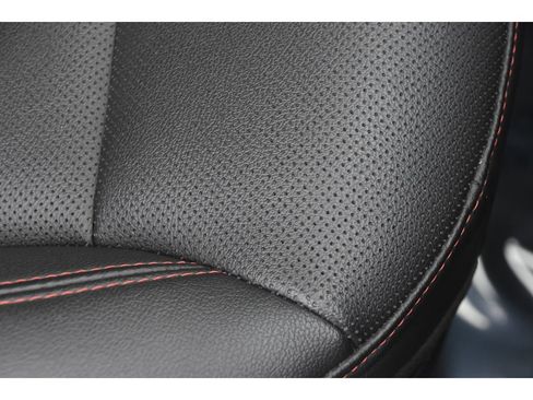 Used 2024 Chevrolet Trax RS w/ Driver Confidence Package image 26