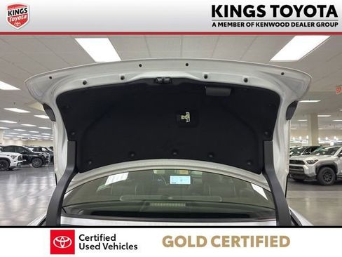 Certified 2024 Toyota Crown Platinum AWD/4WD image 17