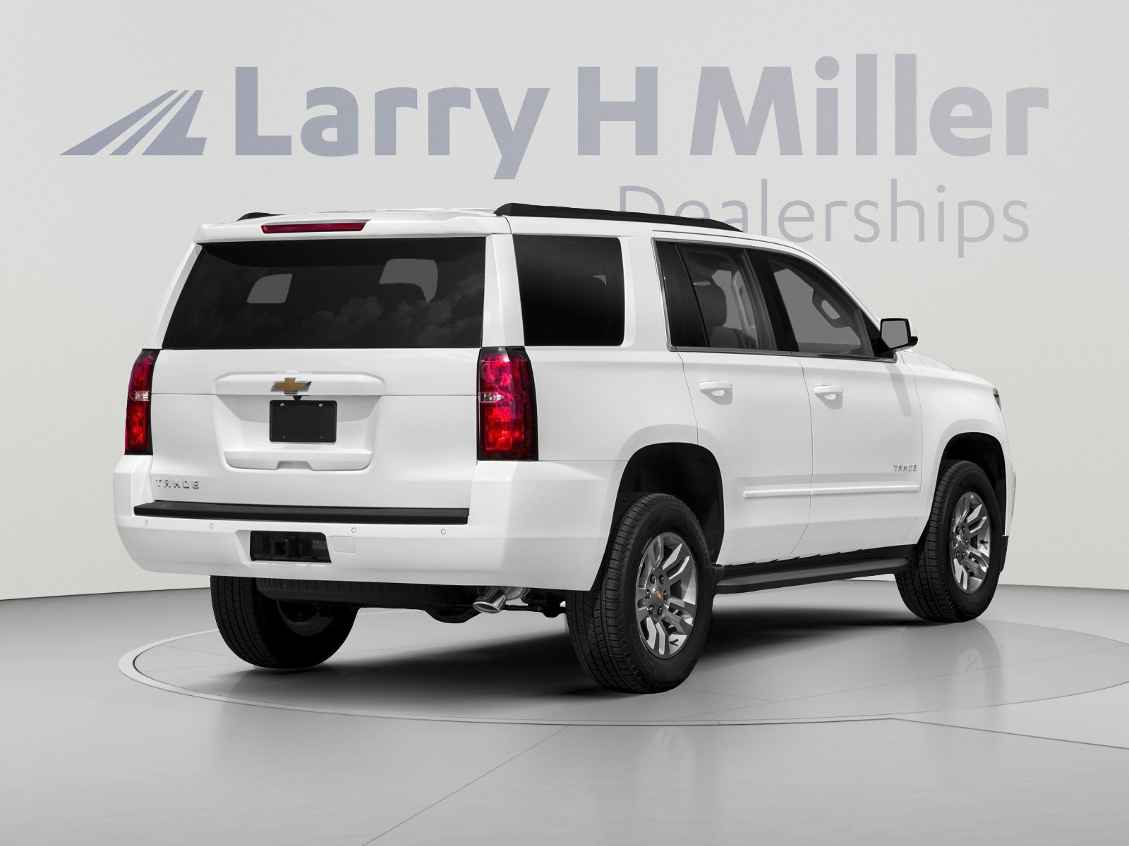 Used 2019 Chevrolet Tahoe Premier AWD/4WD image 2