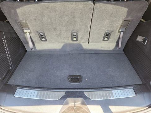 Used 2025 Chevrolet Tahoe Z71 image 22