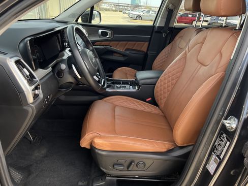 Used 2022 Kia Sorento SX Prestige w/ Rust Color Package image 26