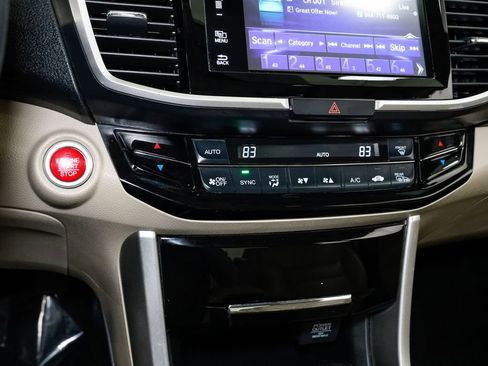 Used 2017 Honda Accord EX-L image 17