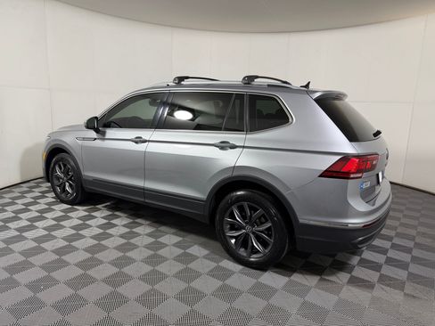 Used 2022 Volkswagen Tiguan SE FWD image 20