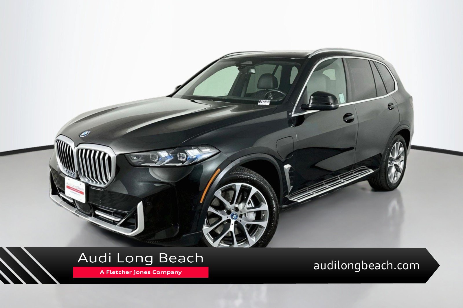 Used 2025 BMW X5 xDrive50e AWD/4WD image 1
