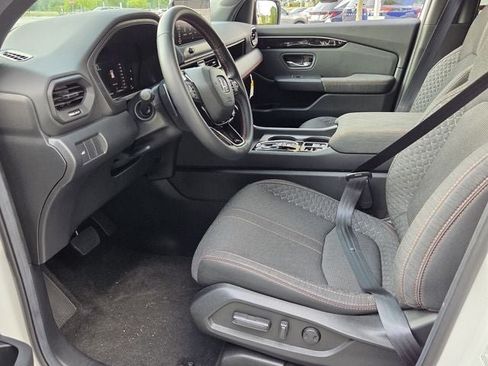 Certified 2026 Honda Pilot Sport image 17