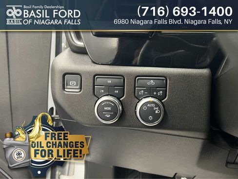 Used 2024 GMC Sierra 3500 SLE w/ Remote Start Package image 10
