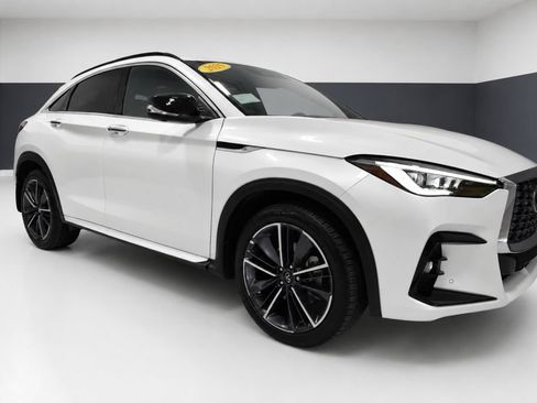 Used 2025 INFINITI QX55 Essential AWD/4WD image 7
