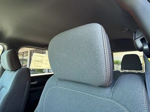 New 2026 RAM 1500 Express AWD/4WD image 22
