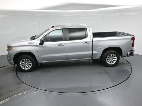 Used 2022 Chevrolet Silverado 1500 RST image 46