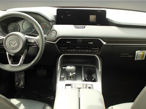 Used 2025 MAZDA CX-90 3.3 Turbo w/ Preferred Package image 19