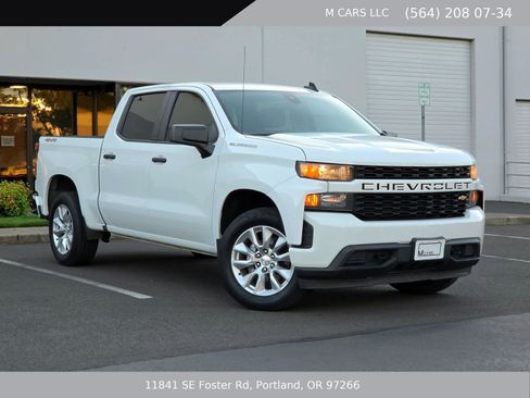 Used 2022 Chevrolet Silverado 1500 Custom w/ Safety Confidence Package AWD/4WD image 4