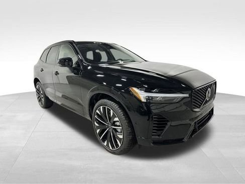 New 2026 Volvo XC60 T8 Ultra w/ Protection Package Premier image 3