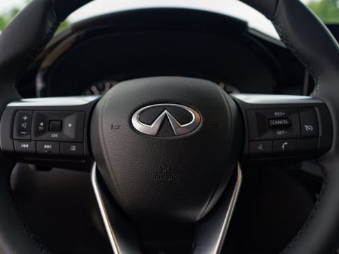Certified 2023 INFINITI QX60 Pure FWD image 11