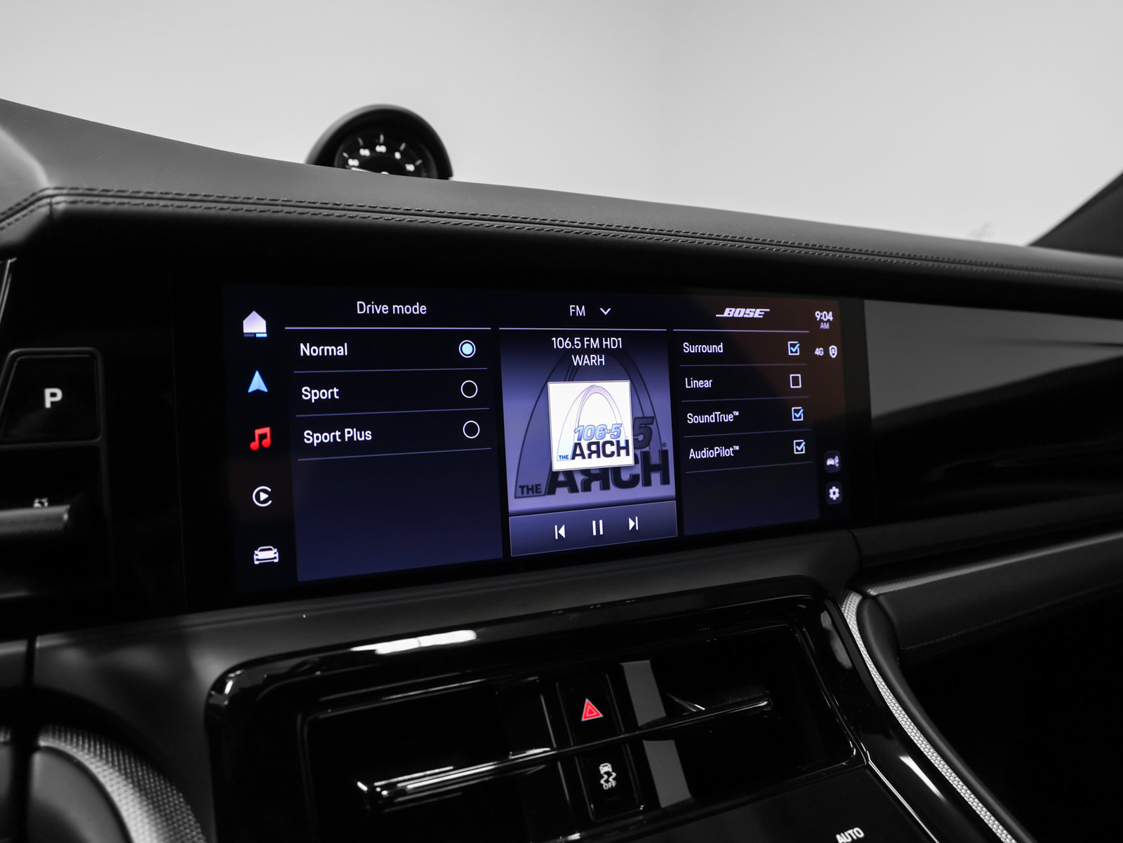 Certified 2025 Porsche Panamera 4 AWD/4WD image 35