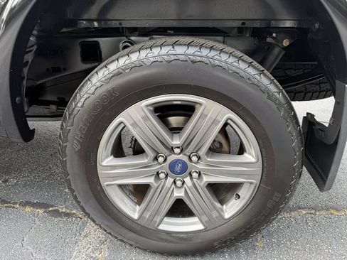 Used 2020 Ford F150 Lariat w/ Equipment Group 502A Luxury AWD/4WD image 49