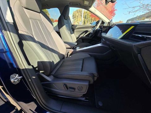 New 2025 Audi Q5 Prestige image 11