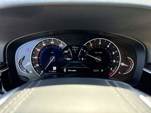 Used 2019 BMW 540i xDrive AWD/4WD image 36