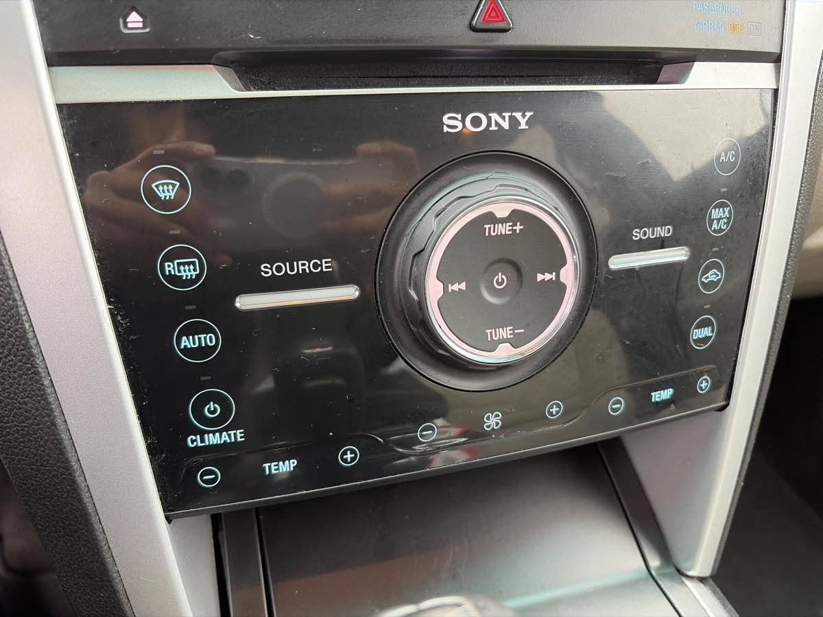 Used 2012 Ford Explorer Limited FWD image 43