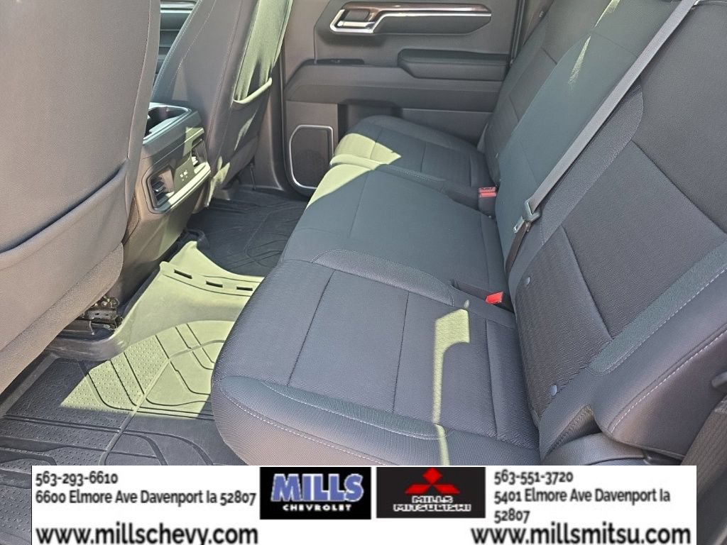 Used 2023 Chevrolet Silverado 1500 RST w/ Redline Edition AWD/4WD image 15