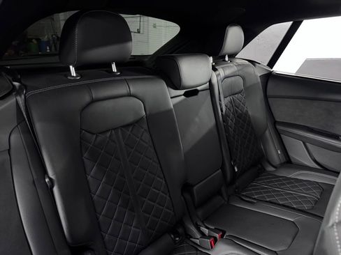 Used 2024 Audi SQ8 Premium Plus AWD/4WD image 46