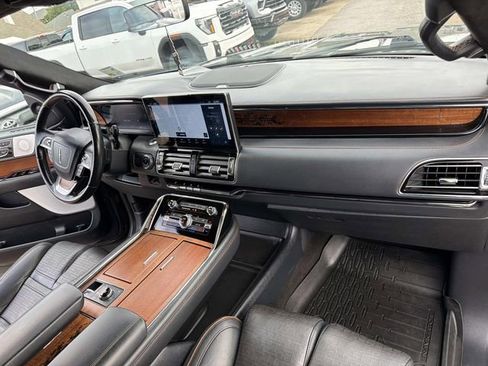 Used 2022 Lincoln Navigator L Black Label AWD/4WD image 13