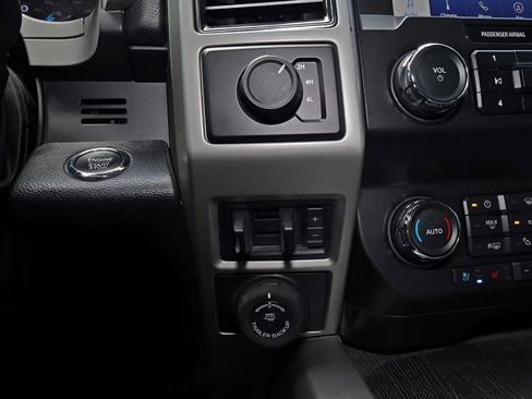 Used 2021 Ford F350 Lariat w/ Lariat Ultimate Package image 31