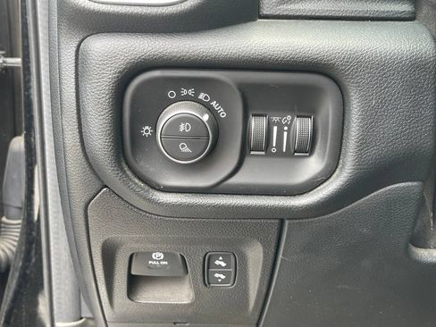 Used 2020 RAM 1500 Laramie AWD/4WD image 41