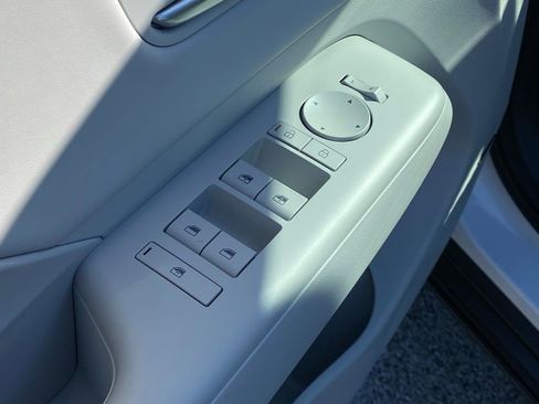 New 2026 Hyundai Kona Limited AWD/4WD image 12