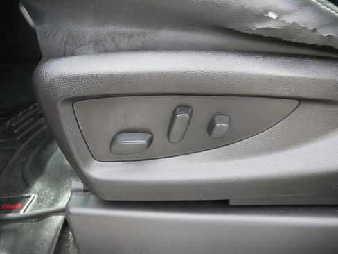 Used 2018 Chevrolet Silverado 1500 LTZ w/ Sport Package image 20