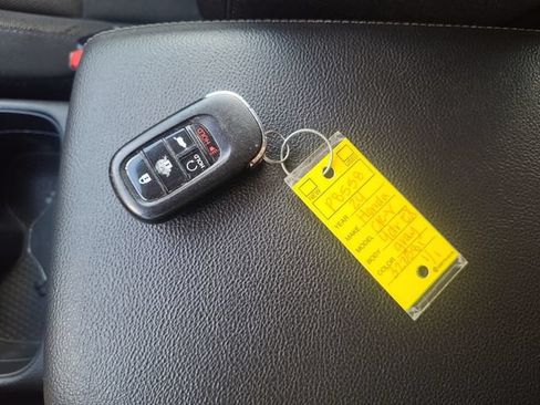 Used 2024 Honda CR-V EX image 22