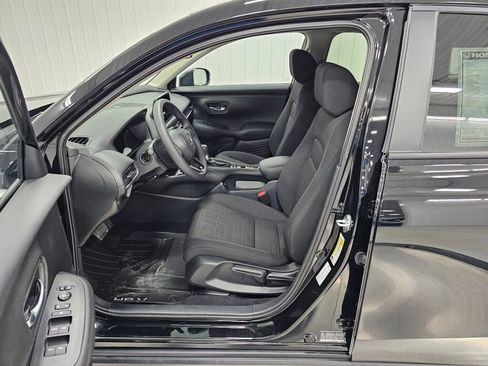 New 2026 Honda HR-V LX image 11