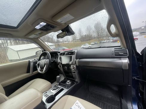 Used 2021 Toyota 4Runner SR5 Premium w/ Moonroof Package image 10