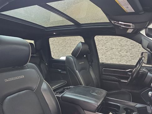 Used 2021 RAM 1500 Laramie image 12