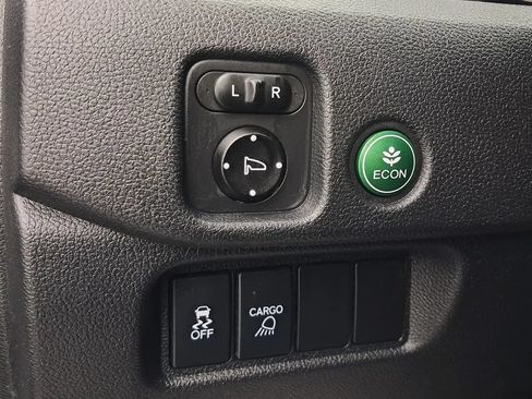 Used 2019 Honda Ridgeline Sport image 11