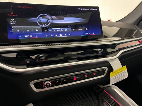 New 2026 BMW X6 M60i w/ Executive Package image 29