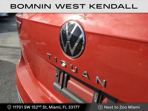 Used 2023 Volkswagen Tiguan SE image 10