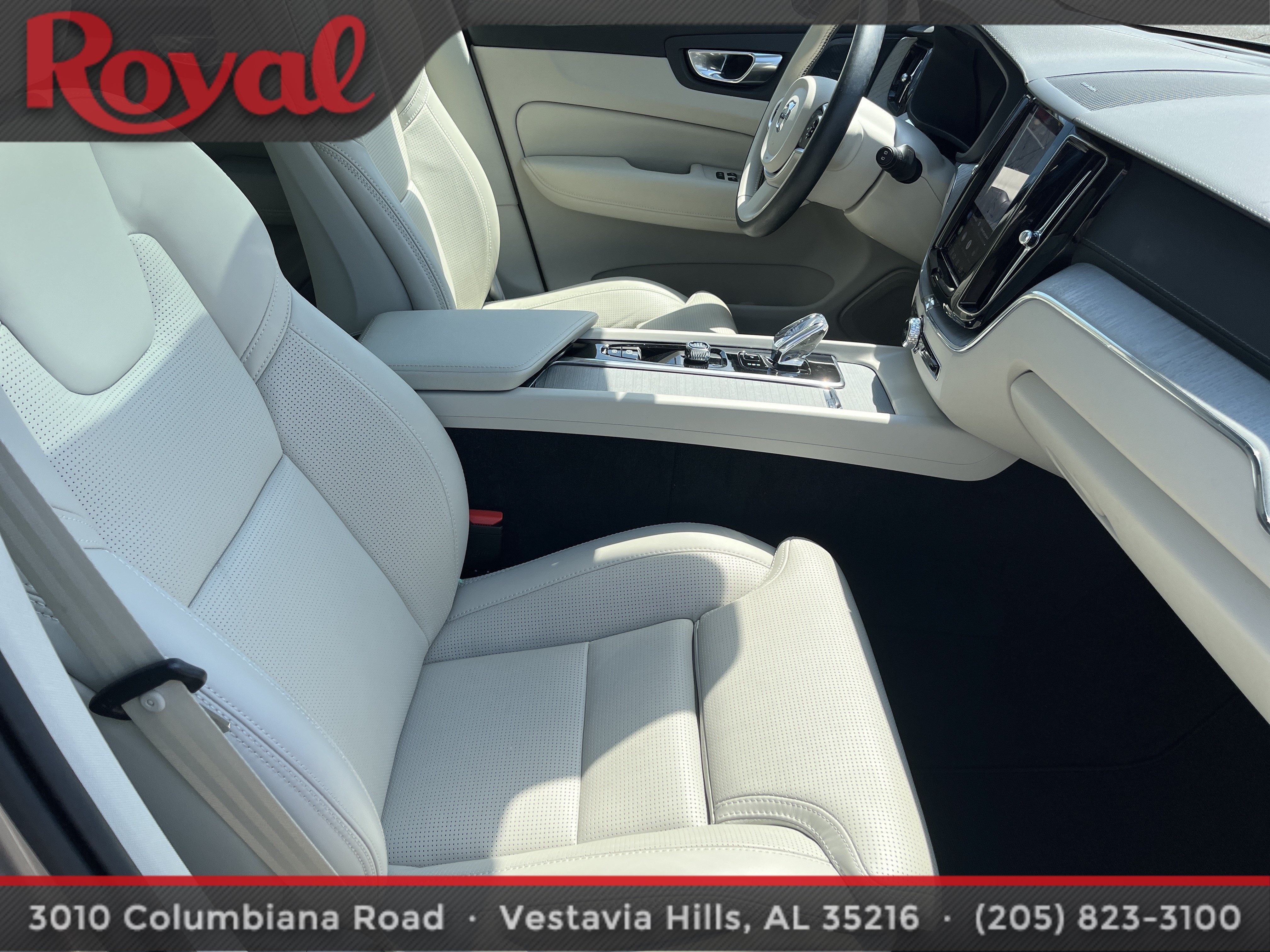 Certified 2025 Volvo XC60 B5 Ultra w/ Protection Package Premier AWD/4WD image 25