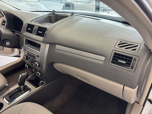 Used 2010 Ford Fusion SE FWD image 14