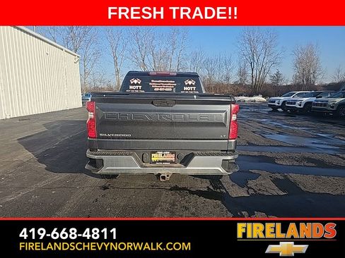 Used 2021 Chevrolet Silverado 1500 LT image 6