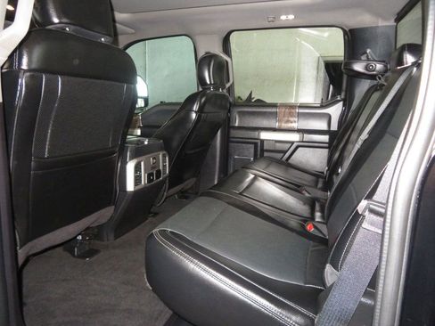 Used 2018 Ford F350 Lariat w/ Lariat Ultimate Package AWD/4WD image 26