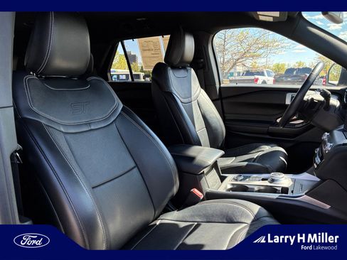 Used 2020 Ford Explorer ST w/ Premium Technology Package AWD/4WD image 19