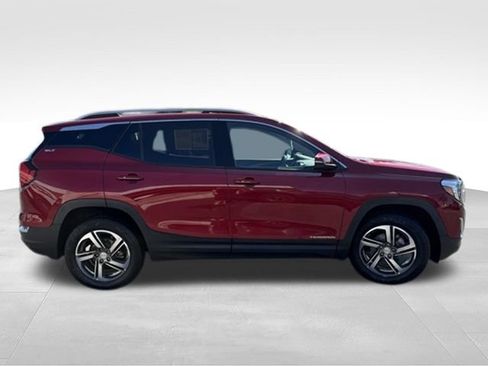 Used 2021 GMC Terrain SLT w/ Infotainment Package II AWD/4WD image 6
