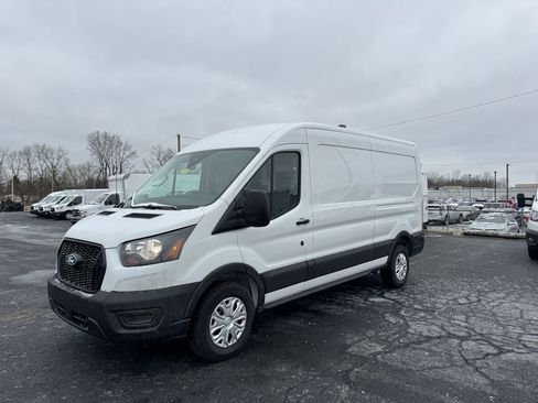 New 2026 Ford Transit 250 148 Medium Roof image 23