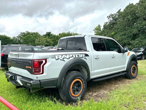 Used 2017 Ford F150 Raptor w/ Equipment Group 802A Luxury AWD/4WD image 3