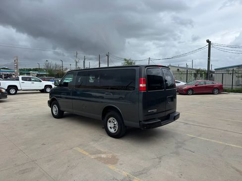 Used 2015 Chevrolet Express 2500 LS image 4