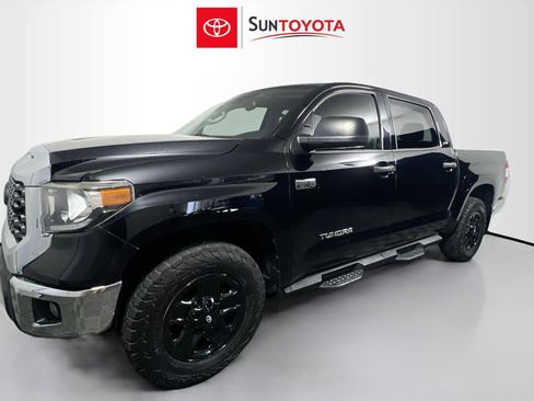 Used 2021 Toyota Tundra SR5 w/ SR5 Leather Package image 9