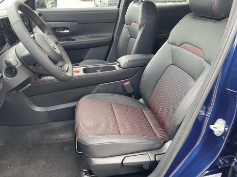 New 2026 Nissan Kicks SR w/ Cold Weather Package AWD/4WD image 20