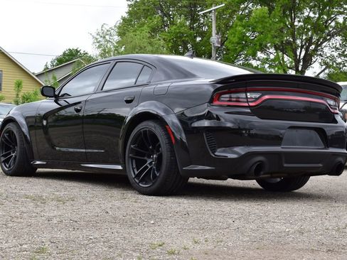 Used 2022 Dodge Charger SRT Hellcat w/ Harman/Kardon Audio Group RWD image 8